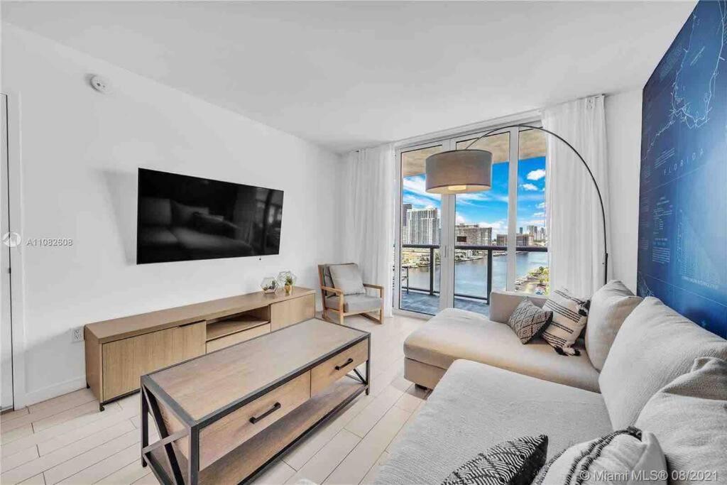Beachwalk 1B-1B Apmt Amazing View 12A Hallandale Beach Exterior foto