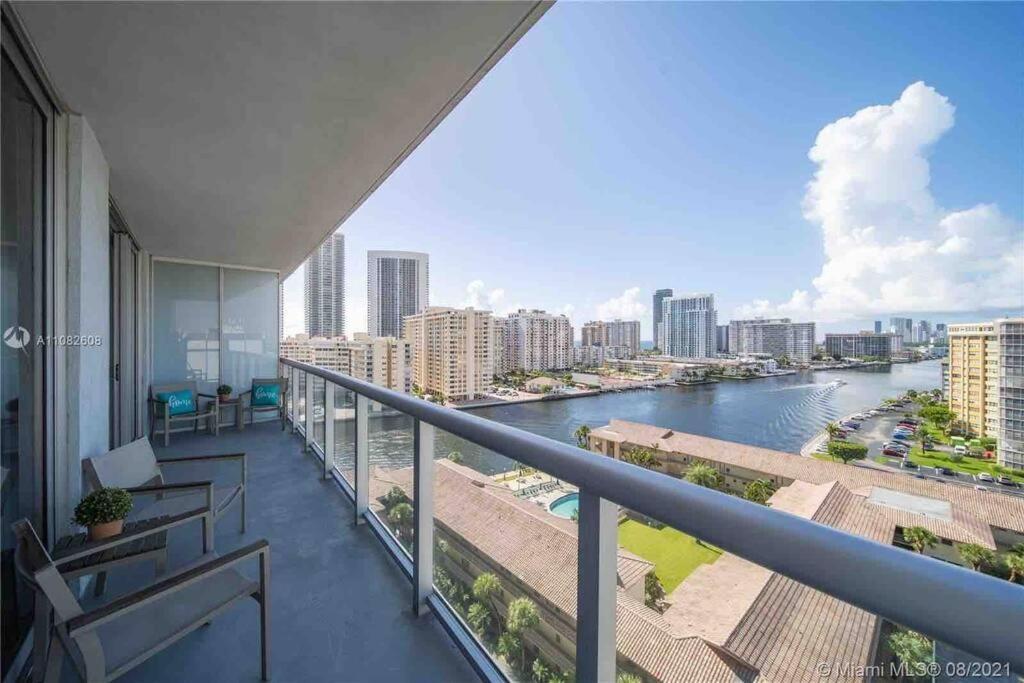 Beachwalk 1B-1B Apmt Amazing View 12A Hallandale Beach Exterior foto